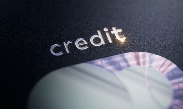Trésorerie : Qonto lance une carte à débit différé et un découvert pour les entreprises