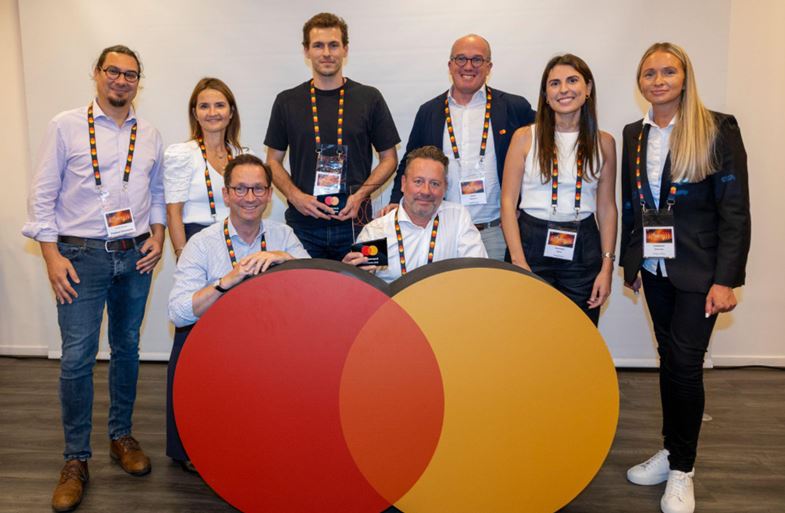 Nicolas Ferreira - Directeur Général Adjoint Finance Innovation,  Barbara Sessa - Directrice Générale Mastercard France,  Henri Dewaerheijd - Head of Market  Development Western Europe Mastercard, Clément Carrier - CEO Aria, Koen Vanpraet - CEO Auric, Benjamin Dessy  - Directeur Général Mastercard Belgique,  Elena Martinez - Vice President Fintech & Enablers, Western Europe Mastercard, Liza Donskaya - Directrice Plug and Play   Crédit photo Mastercard / Franck Beloncle